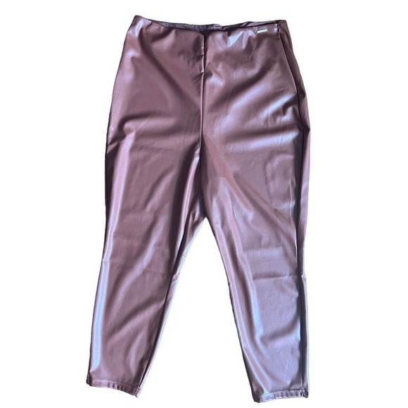 NWT Fabletics Vegan Leather Legging in Mahogany size 2X, High Waist Buttery Soft - Picture 2 of 16